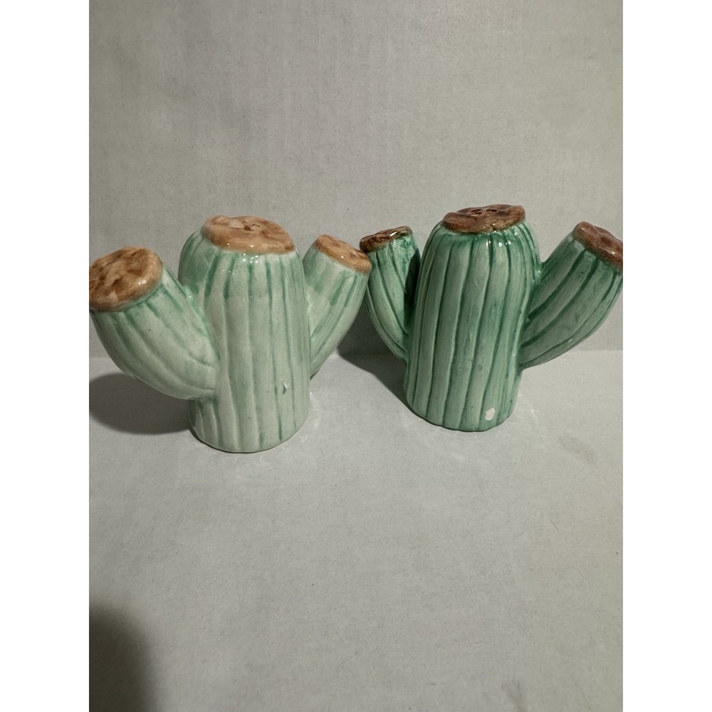 Vintage Desert Saguaro Cactus Salt & Pepper Shakers,‎ 3.5 inch, Green #A111